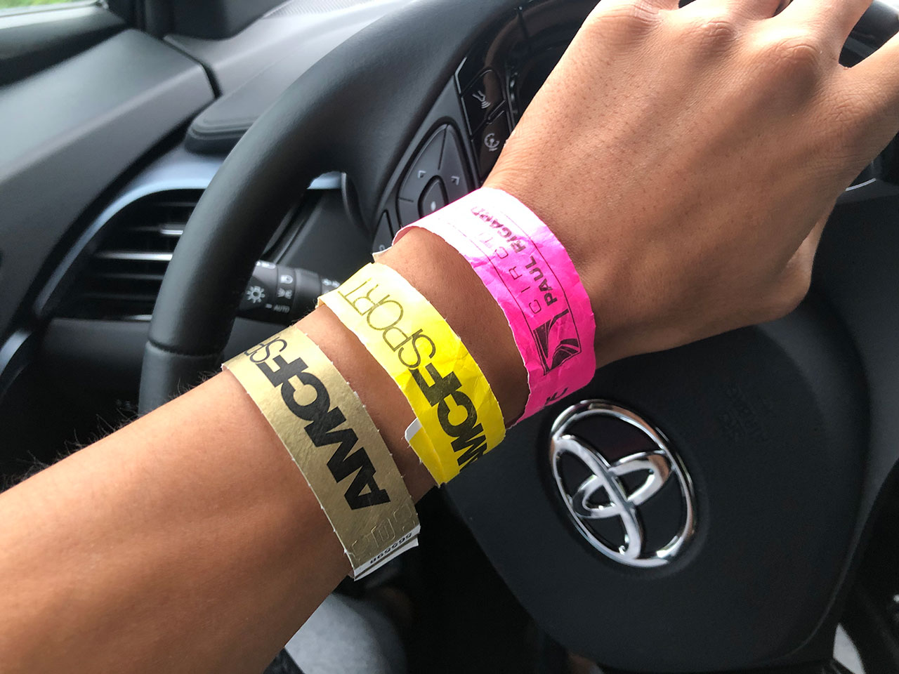 左から、衛生パス確認、ライダー証、走行券／2021EWC第3戦ボルドール24時間 渥美心