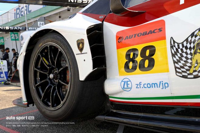 フロントタイヤハウス周り