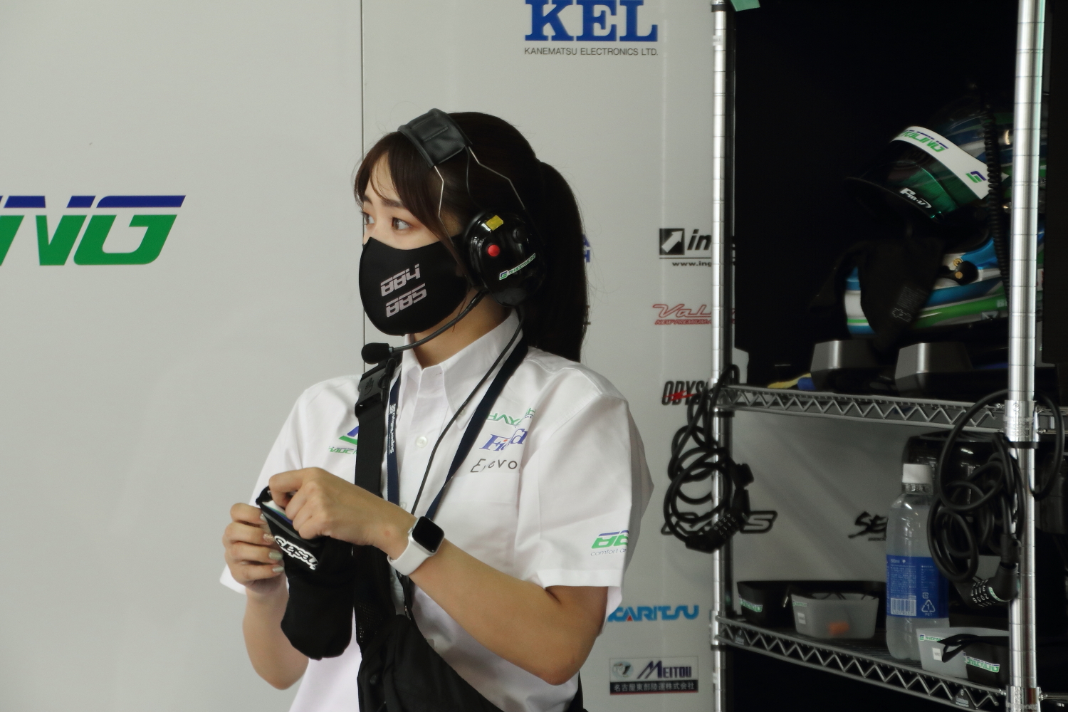 スーパー耐久ではSHADE RACINGのチームマネージャーを務める鈴木志歩さん