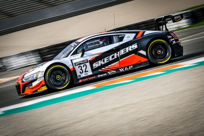 チームWRTの32号車アウディR8 LMS