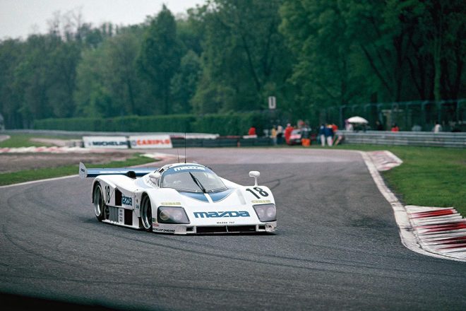787は1991年、ル・マン参戦の条件を満たすためにオレカのオペレーションで世界選手権へとエントリーした。