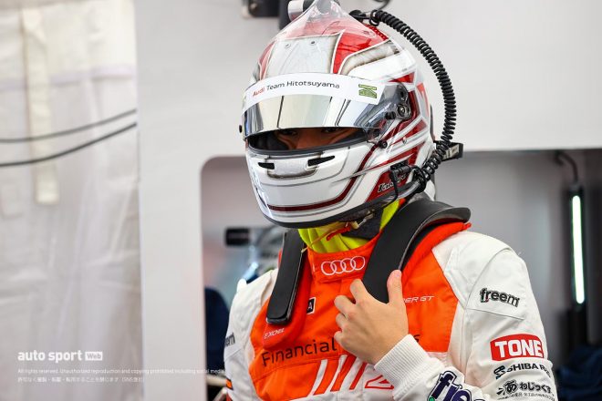 スーパーGT GT300クラスでHitotsuyama Audi R8 LMSをドライブする篠原拓朗