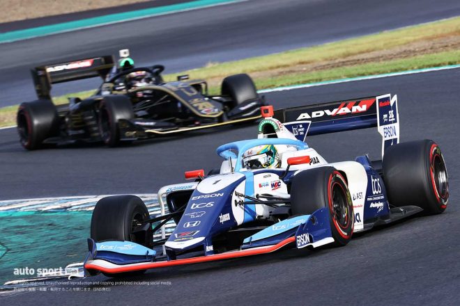 山本尚貴（TCS NAKAJIMA RACING）と、平川亮（carenex TEAM IMPUL）