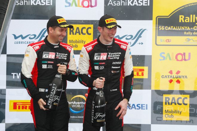 総合2位表彰台を獲得したエルフィン・エバンス／スコット・マーティン組　2021年WRC第11戦スペイン
