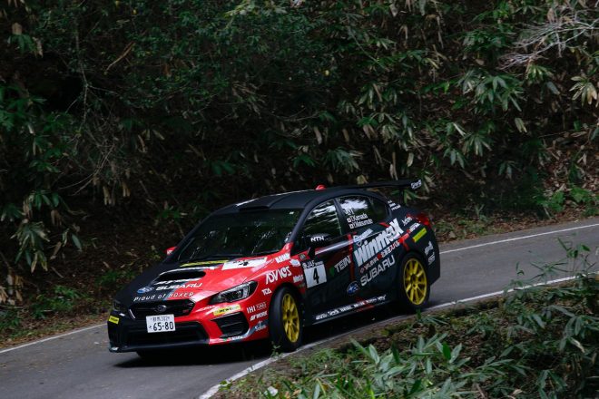 鎌田卓麻／松本優一組（スバルWRX STI）