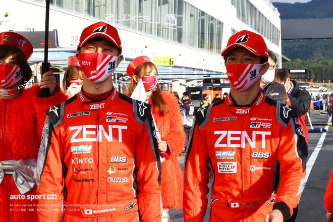 ZENT CERUMO GR Supra（立川祐路／石浦宏明）