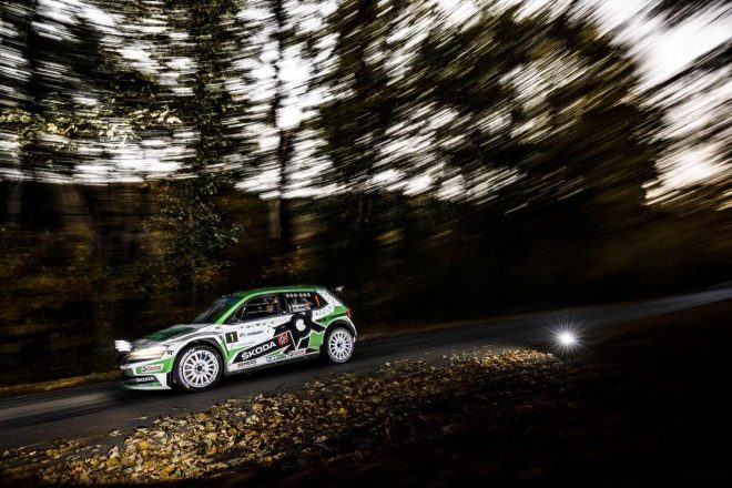 初日はターボの不調やパンクに見舞われ出遅れたミケルセン。「なんとか競技を続行できて幸運だった」