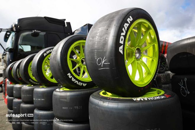 WedsSport ADVAN GR Supraの足元を支えるヨコハマタイヤ