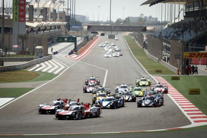 2021年WEC第5戦バーレーン6時間レースのスタートシーン