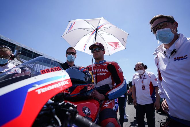 2021MotoGP：ワイルドカード参戦したHRCテストライダーのステファン・ブラドル