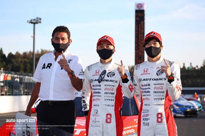 2021スーパーGT第7戦もてぎ　鈴木亜久里監督／野尻智紀／福住仁嶺（ARTA NSX-GT）