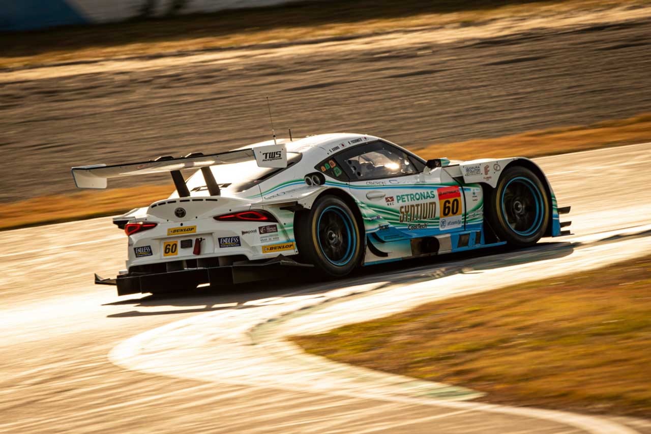 2021スーパーGT第7戦もてぎ　SYNTIUM LMcorsa GR Supra GT（吉本大樹／河野駿佑）