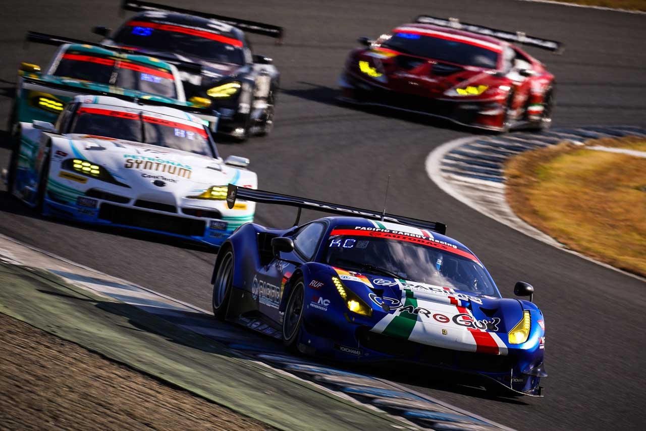 2021スーパーGT第7戦もてぎ　PACIFIC NAC CARGUY Ferrari（ケイ・コッツォリーノ／横溝直輝）