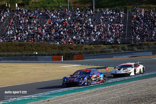 後半担当の井口も、当初は88号車を抑え込んだが……