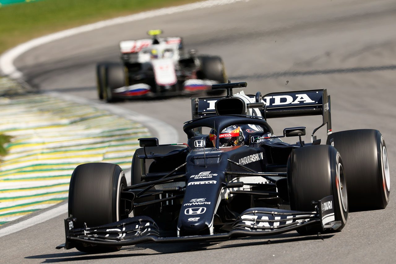 21年f1第19戦ブラジルgp 角田裕毅 アルファタウリ ホンダ 戦略的中で強さを発揮したガスリー 角田は マシンバランスが崩れてもしっかり完走した ホンダ本橋ceインタビューの画像 写真 6 Autosport Web