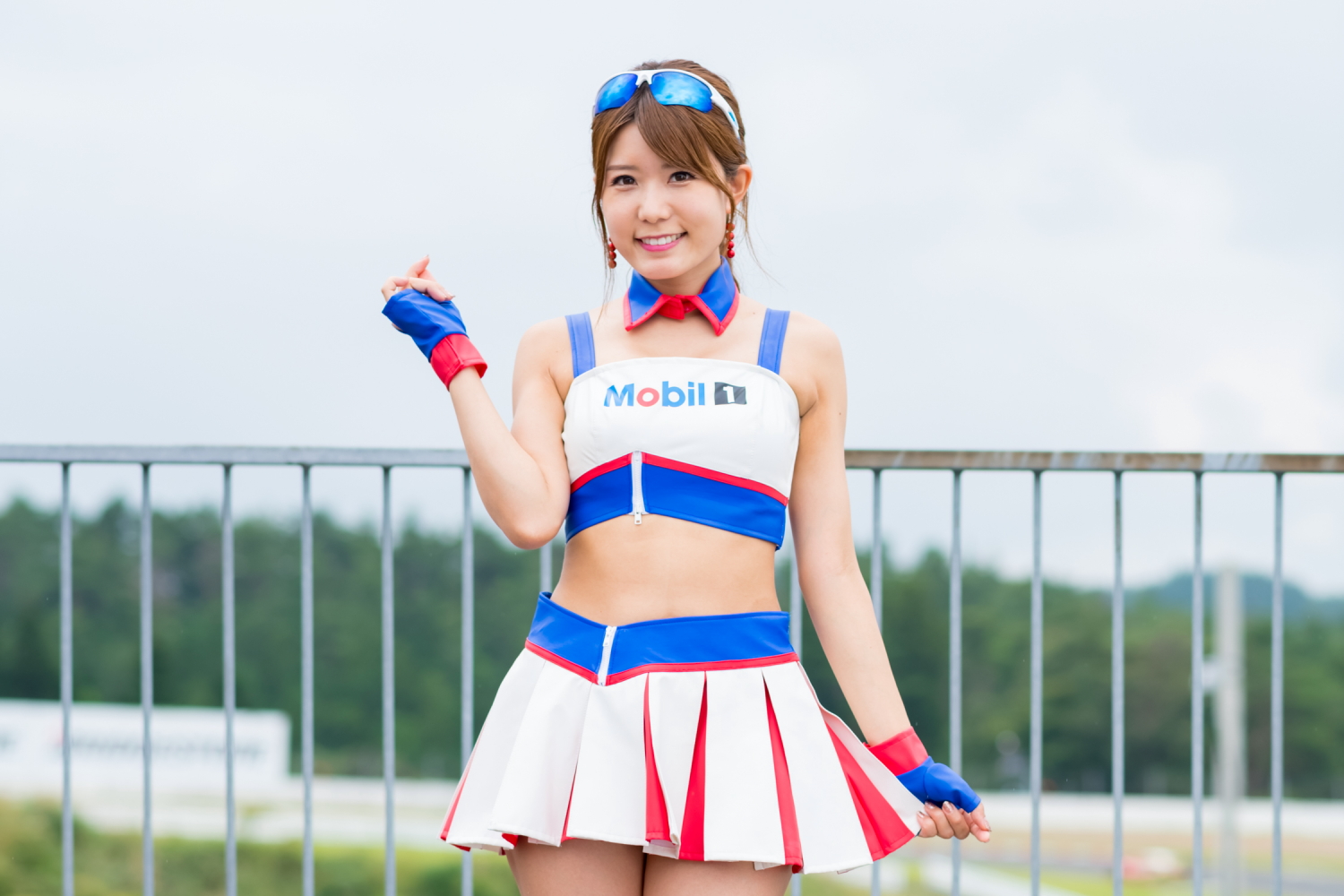 Mobil1レースクイーンとしてスーパーフォーミュラ、スーパGTで活動する宮瀬七海さん