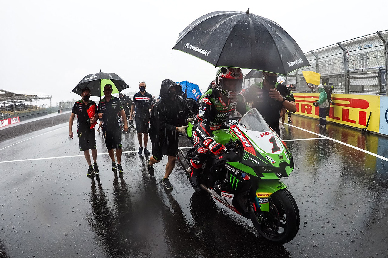 MotoGP | SBK第13戦インドネシア、土曜のレース1は雷雨により中止。開催スケジュールが日曜2レースに変更