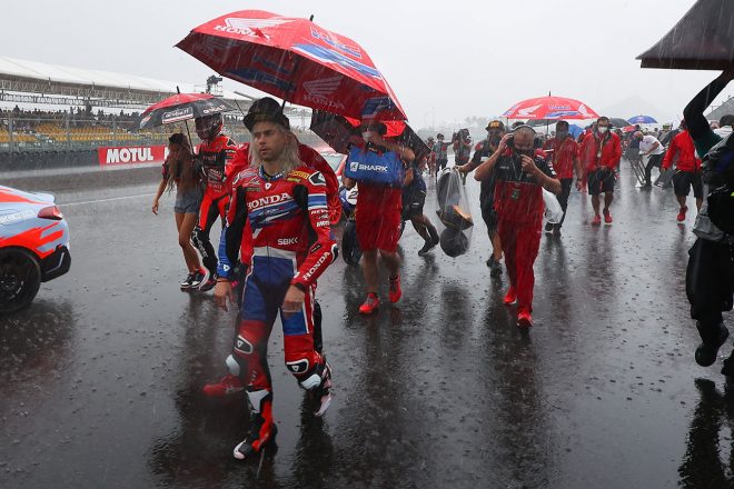 2021SBK第13戦インドネシア、レース1は雷雨により中止