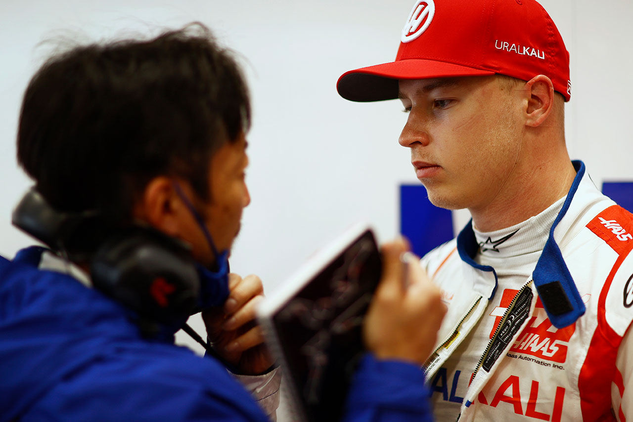 小松礼雄エンジニアリングディレクター＆ニキータ・マゼピン（ハース）