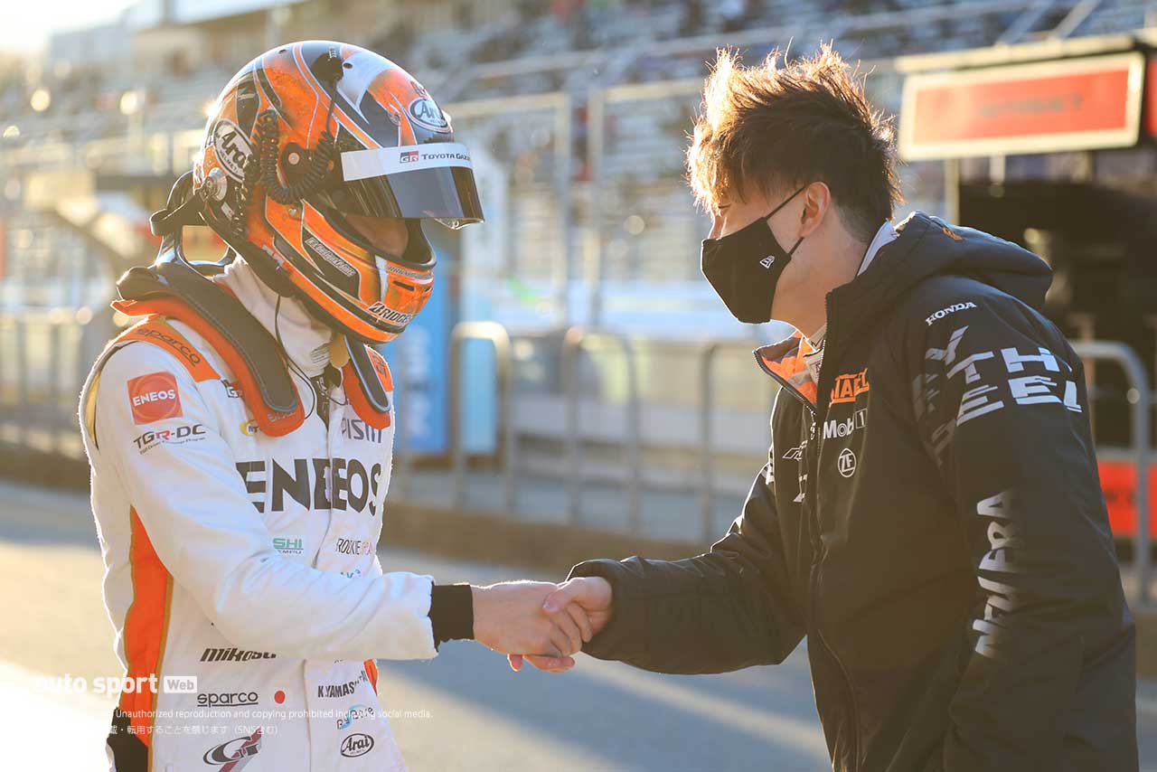 タイトルに大手をかけるSTANLEY NSX-GTの牧野任祐と、PP獲得で逆転タイトルに望みを繋いだENEOS X PRIME GR Supraの山下健太