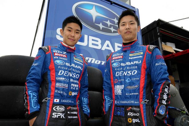 2015年、初めてコンビを組んだ際の井口卓人と山内英輝