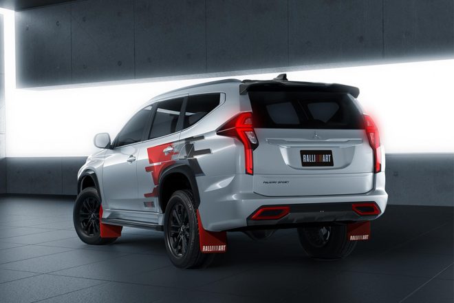 ミツビシ・パジェロスポーツ・ラリーアート