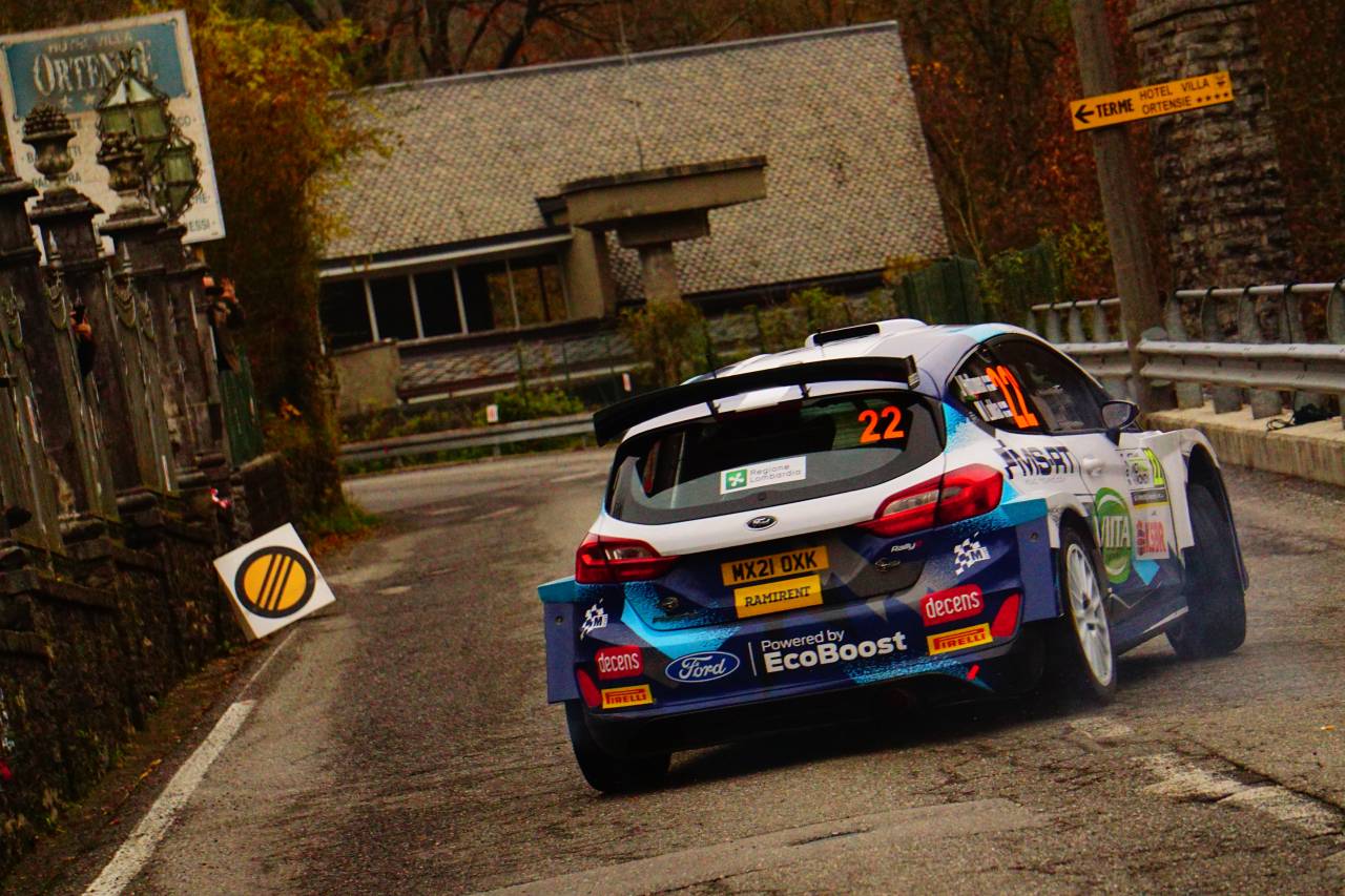 ヤリ・フッツネン（フォード・フィエスタ・ラリー2）