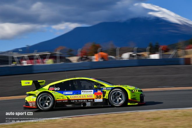 2021 スーパーGT第8戦富士　TOYOTA GR SPORT PRIUS PHV apr GT