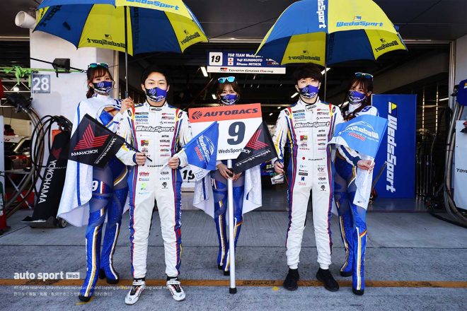 2021年シーズンのスーパーGTを戦った国本雄資、宮田莉朋（WedsSport ADVAN GR Supra）とWedsSport Racing Gals