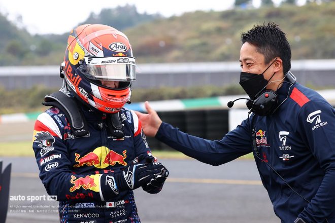 スーパーフォーミュラ第6戦もてぎ　大津弘樹（Red Bull MUGEN Team Goh）と伊沢拓也