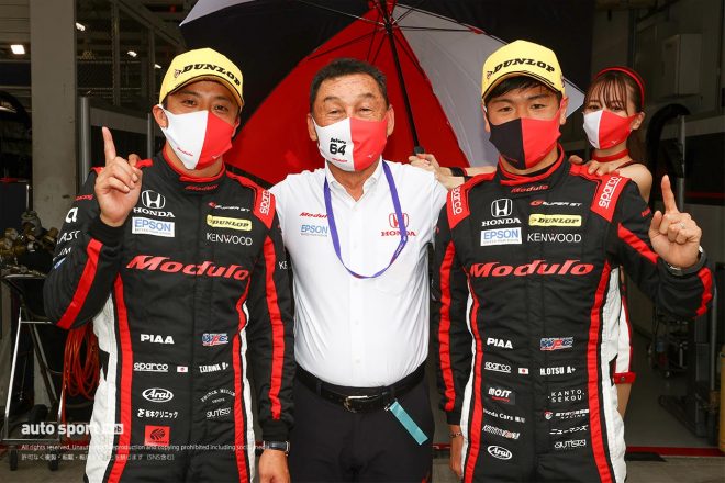 2021スーパーGT第3戦鈴鹿　伊沢拓也／大津弘樹と中嶋悟監督