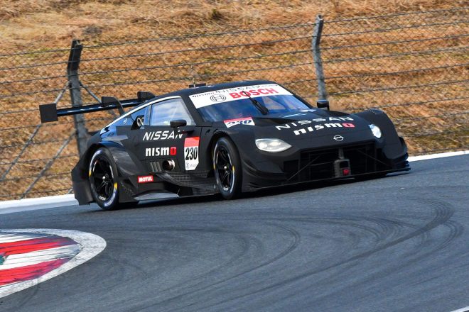 12月5日、富士スピードウェイで走行したニッサンZ GT500