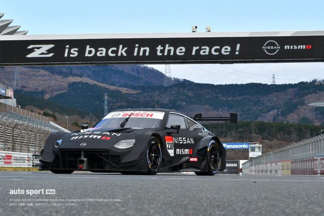12月5日、富士スピードウェイで走行したニッサンZ GT500
