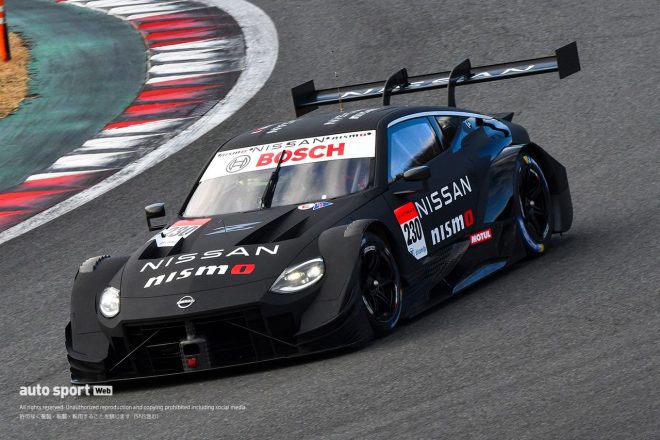 12月5日、富士スピードウェイで走行したニッサンZ GT500