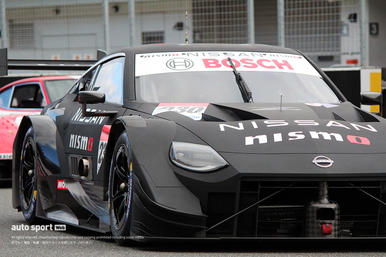 12月5日、富士スピードウェイで走行したニッサンZ GT500