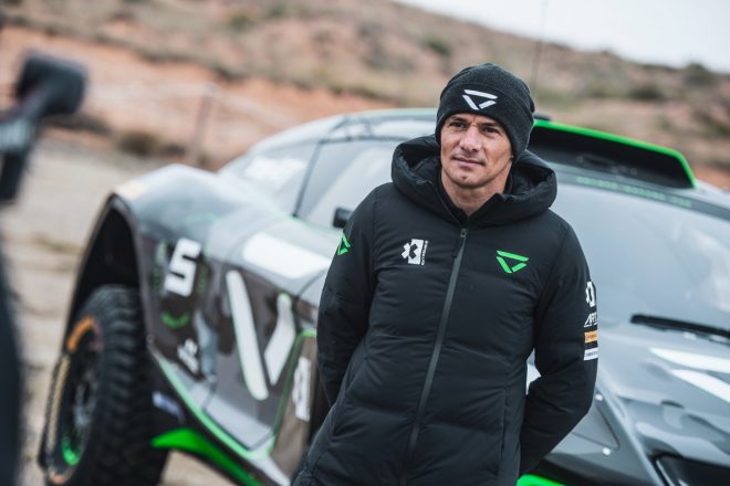 シリーズ初年度でチームのリードドライバーを務めたステファン・サラザンが離脱することに