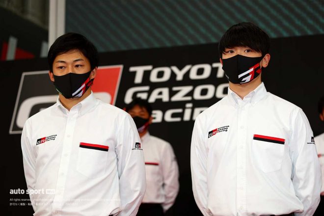 TGR TEAM WedsSport BANDOHに加入しGT500フル参戦を果たす阪口晴南（右）