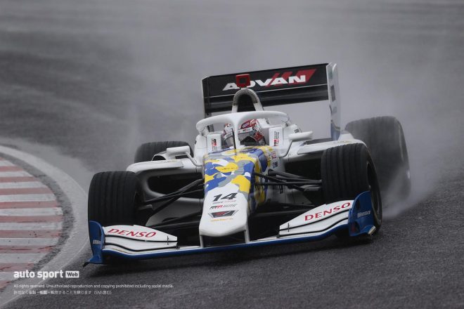 中嶋一貴（ROOKIE Racing）