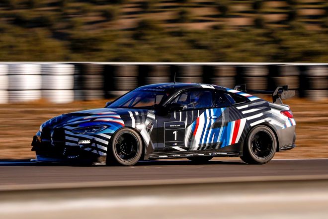 スペインのアルメリアで最初のテストを終えた新型BMW M4 GT4