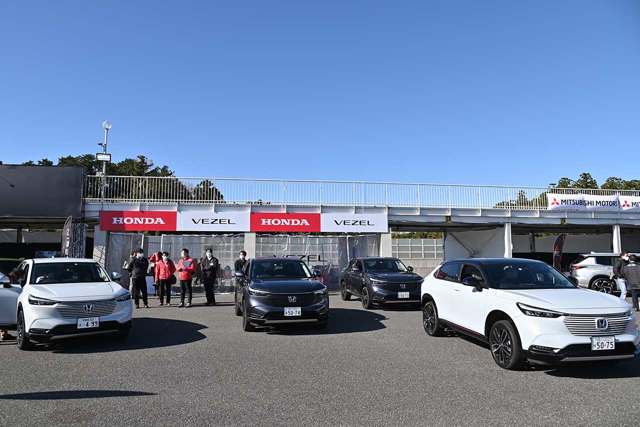 第42回2021-2022日本カー・オブ・ザ・イヤー 選考会の模様