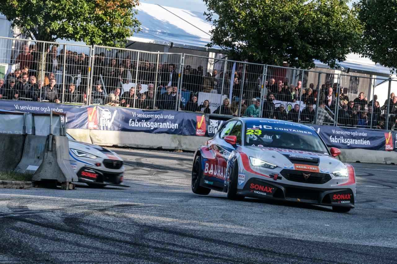 2021年は市街地戦でのクラッシュやル・マン24時間との日程バッティングなどで戴冠を逃したヤン・マグヌッセン