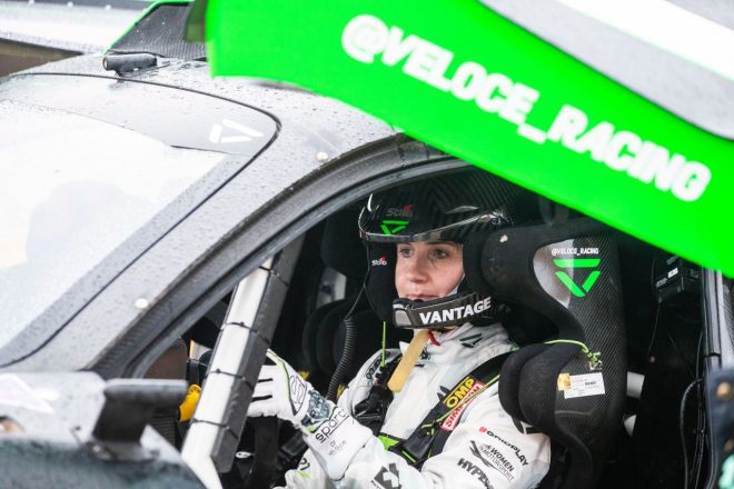 第3戦ではVeloce Racing（ヴェローチェ・レーシング）からステファン・サラザンとのペアで戦ったエマ・ギルモア