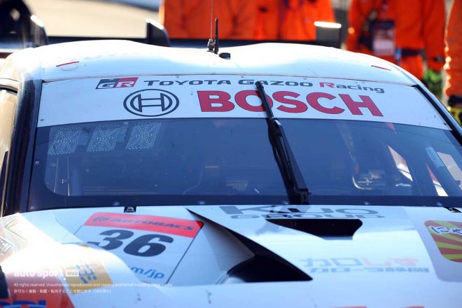 ワイパー関連はモーターがGT500共通部品。ブレード（ゴムの部分）は共通部品ではなく、チームが自由に選べることになっているが、GT500全車がボッシュ製を使用している。