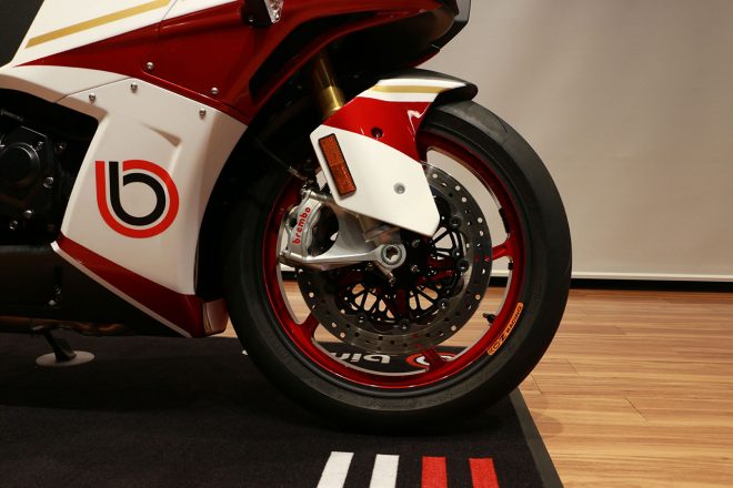 国内初お披露目されたビモータKB4（試作車）