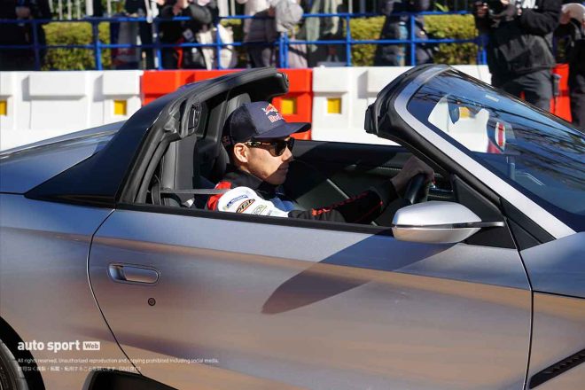 S660を駆る中上貴晶