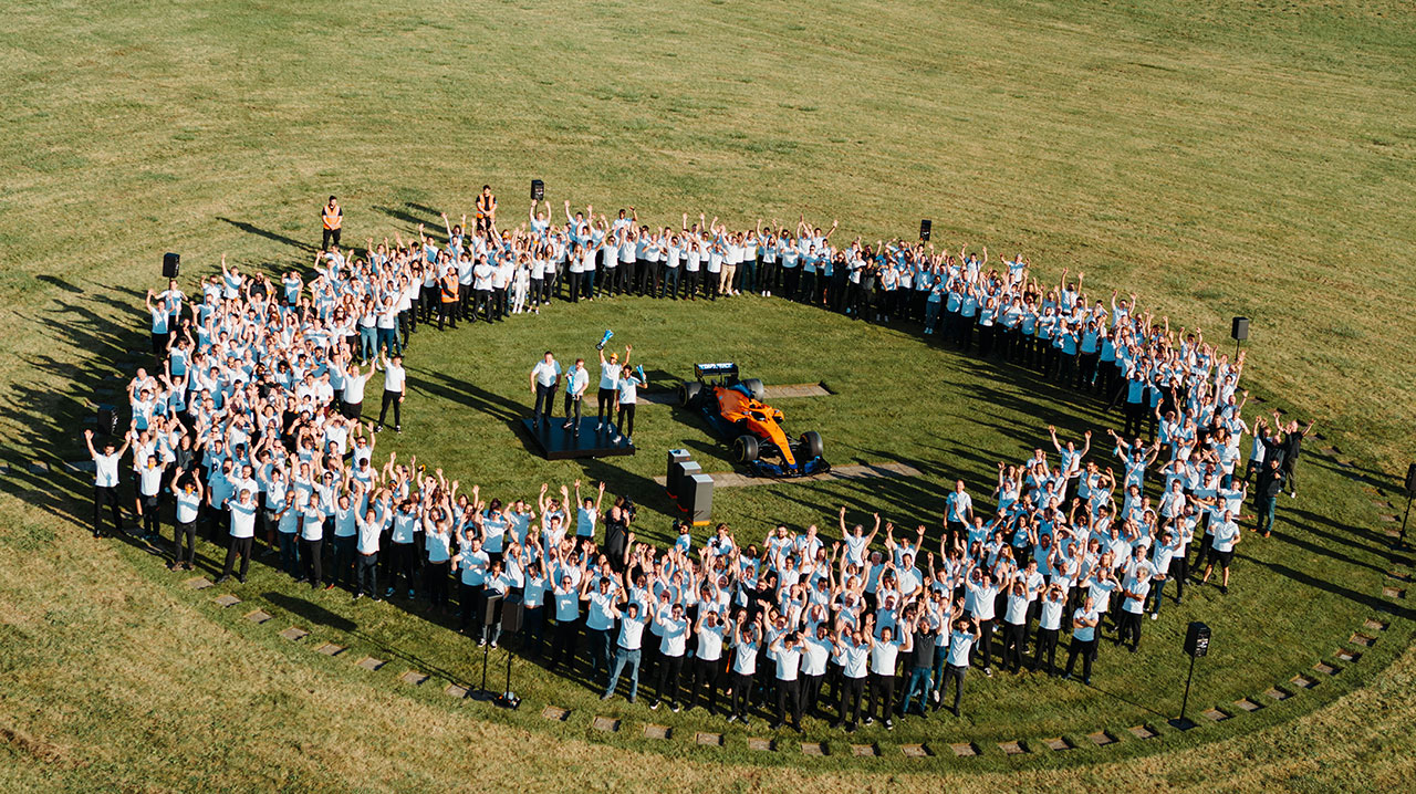 2021年F1イタリアGPでの1-2をMTCで祝うマクラーレンF1チーム
