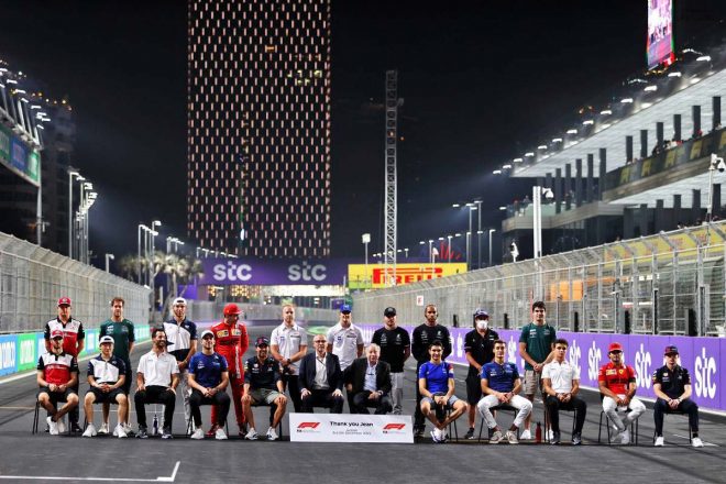 F1第22戦アブダビGP集合写真