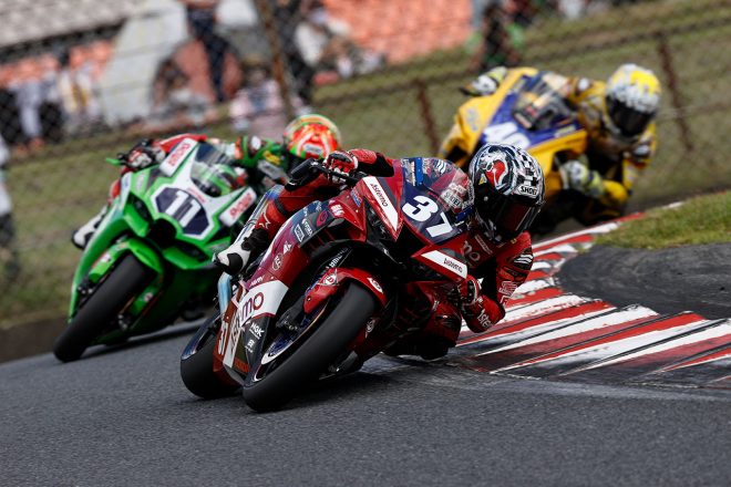 ST1000：渡辺一馬（Astemo Honda Dream SI Racing）／2021年全日本ロードチャンピオン