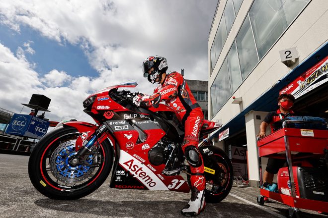 ST1000：渡辺一馬（Astemo Honda Dream SI Racing）／2021年全日本ロードチャンピオン