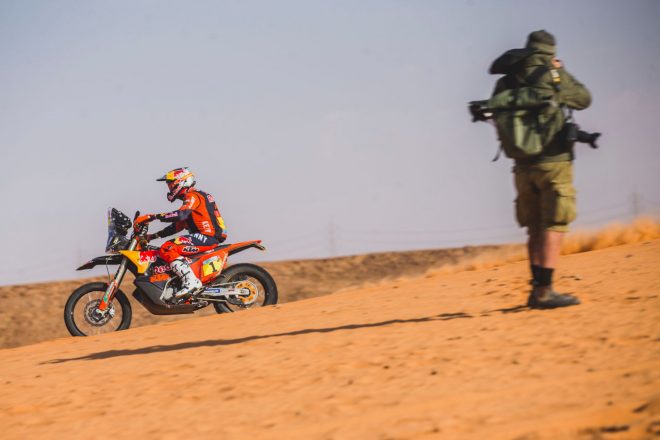 ステージ7を2番手タイムで走破し、総合3番手に浮上したケビン・ベナビデス(KTM450ラリー・ファクトリー・レプリカ) ダカールラリー2022